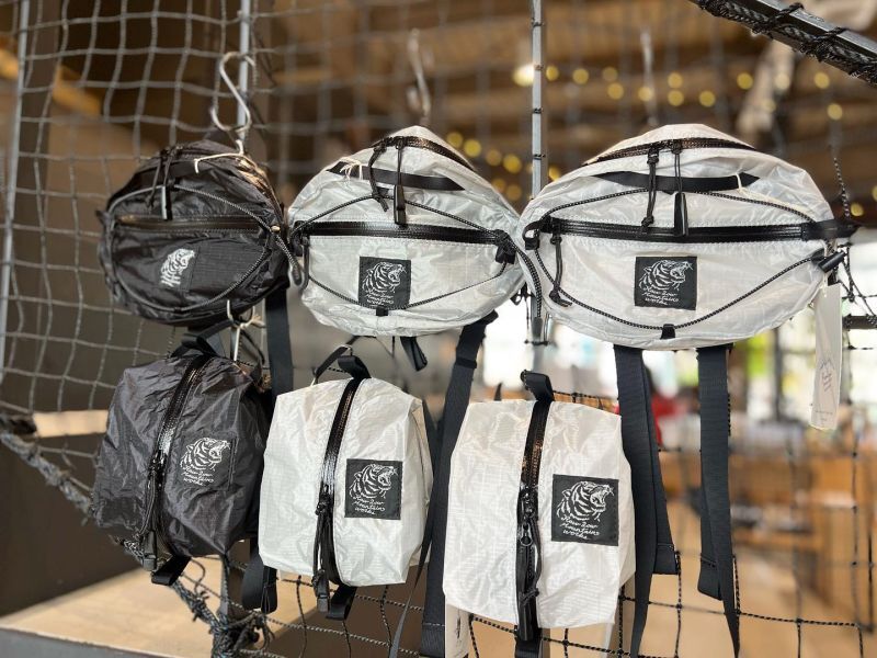 RawLow Mountain Works スピネーカーナッツパック 【2022限定TIGER】3色スニーカー