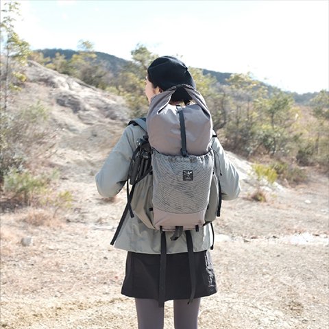 Okara ai nitta mitten 單日、淺山登山包 30L 橄欖
