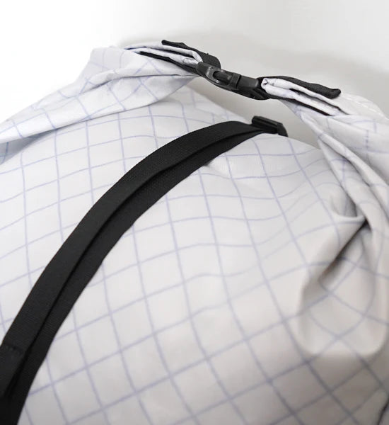 Okara ai nitta mitten 單日、淺山登山包 30L 白色