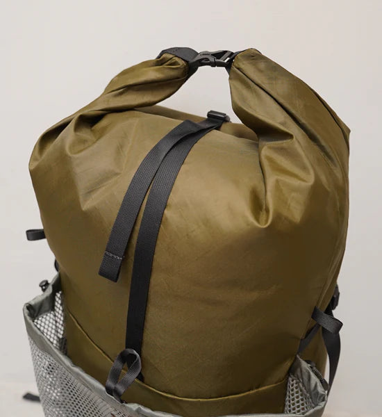 Okara ai nitta mitten 單日、淺山登山包 30L 橄欖