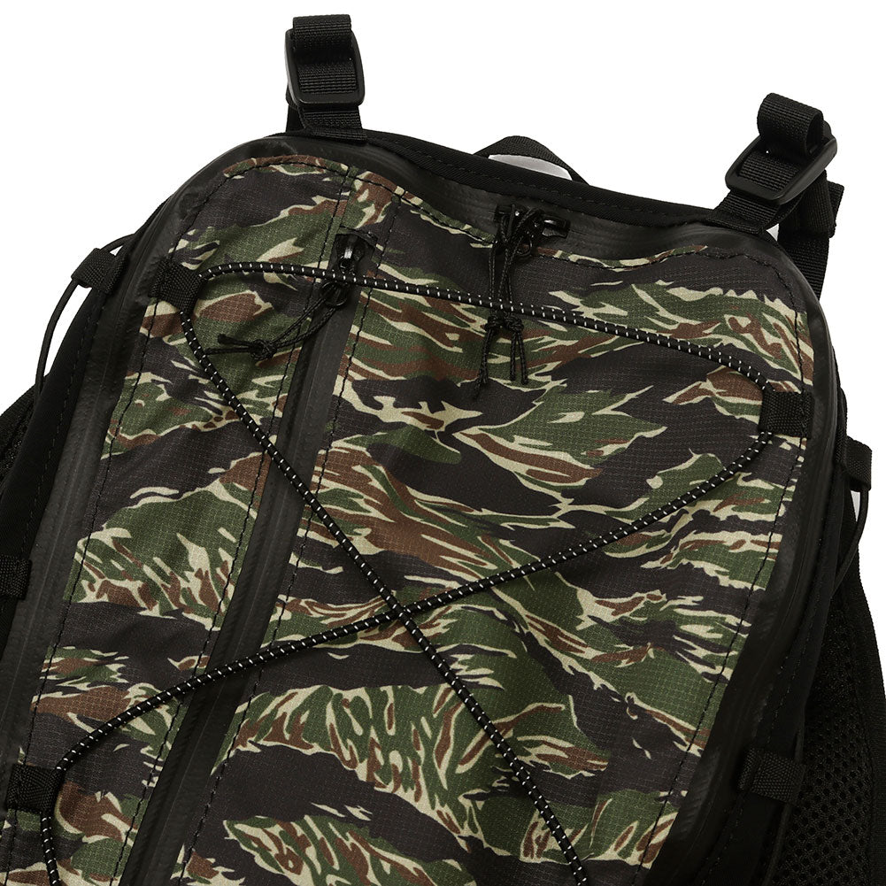 MOUNTAIN MARTIAL ARTS  [ 100公里越野跑賽 ] 迷彩除臭快乾越野跑包 7.5L  / 8L  S/M  日本製