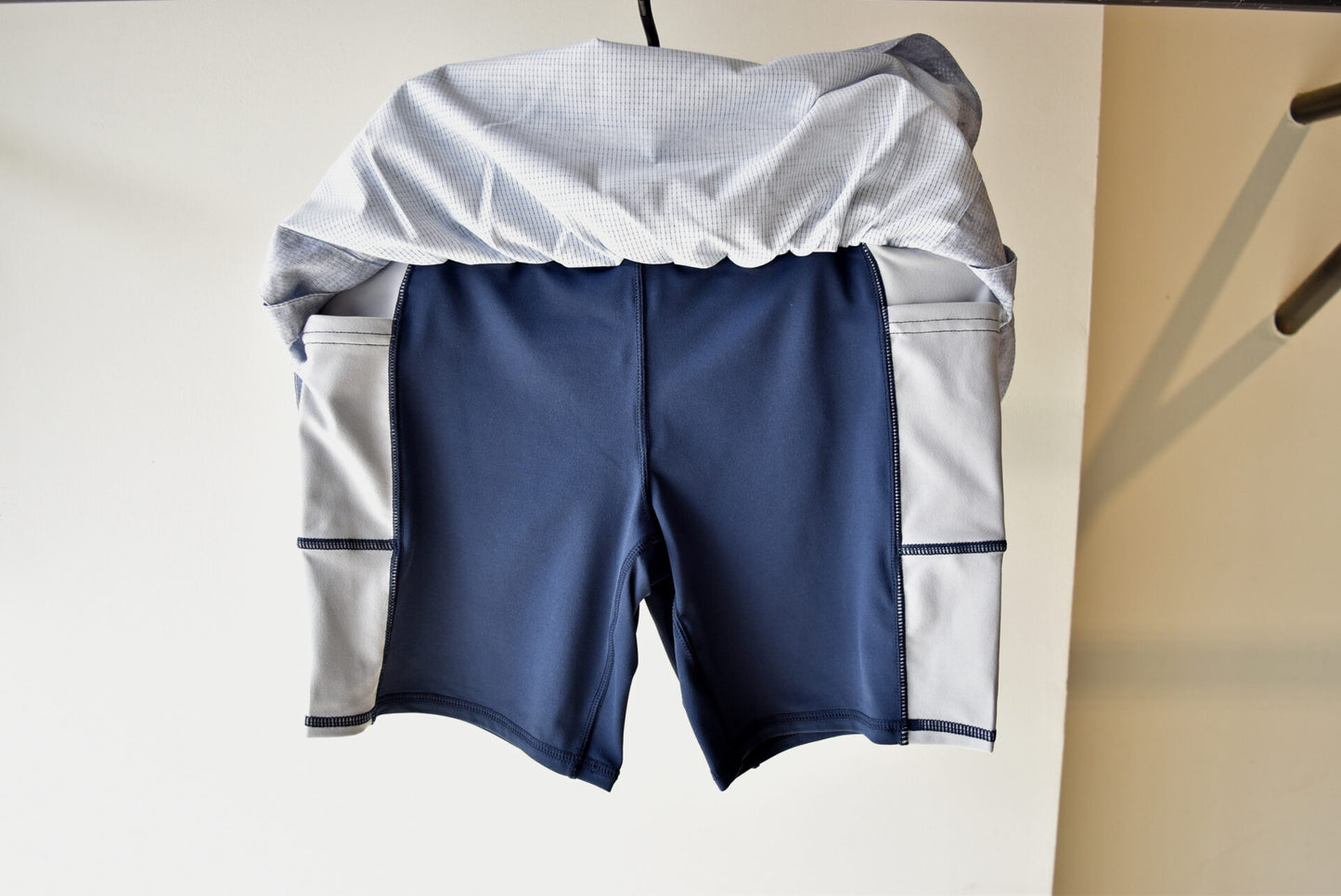 MOUNTAIN MARTIAL ARTS  Dot Air ® [ 側開衩裙 ] 越野跑褲裙 女  日本製