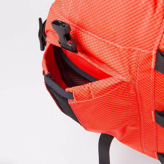 Mont-Bell 漂流高浮力救生衣  10.2KG = 100N