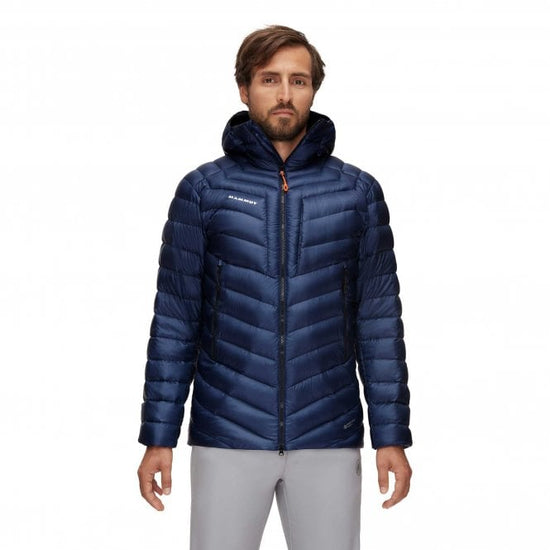 Mammut Broad Peak 輕量連帽羽絨 男