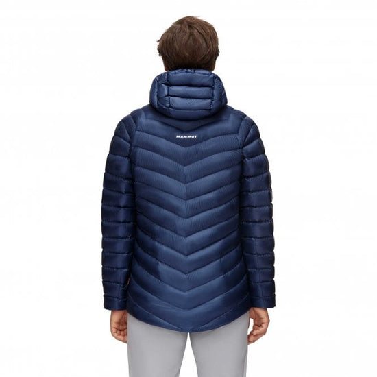 Mammut Broad Peak 輕量連帽羽絨 男