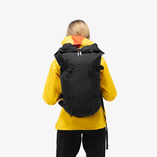 Norrona trollveggen dri 耐磨防水登山包 [ 可雪攀 ]  40L