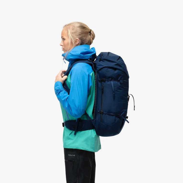 Norrona Falketind ECONYL® 35L [ 2022色 ] 2色
