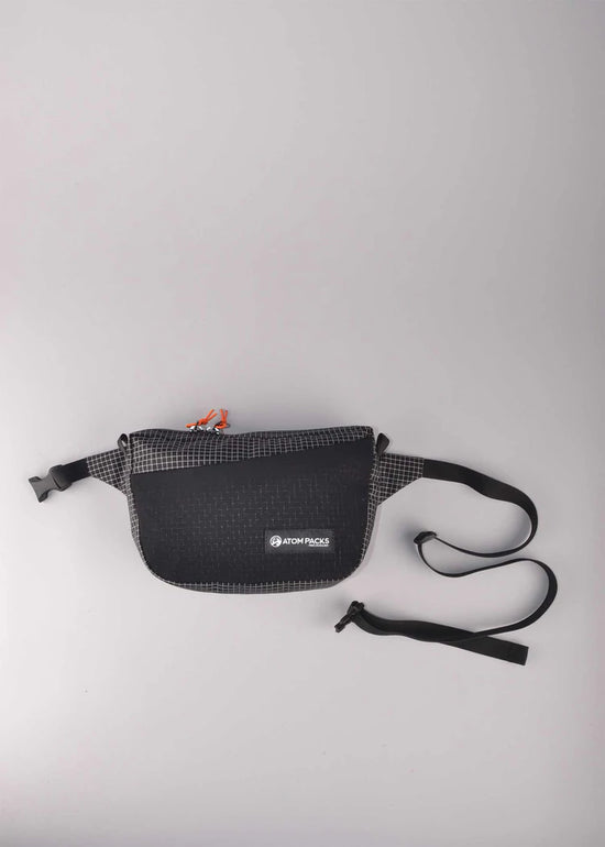 ATOM PACKS Roo 1.5L / 2.5L 胸前包 英格蘭製