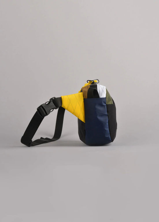 ATOM PACKS Roo 1.5L / 2.5L 胸前包 英格蘭製