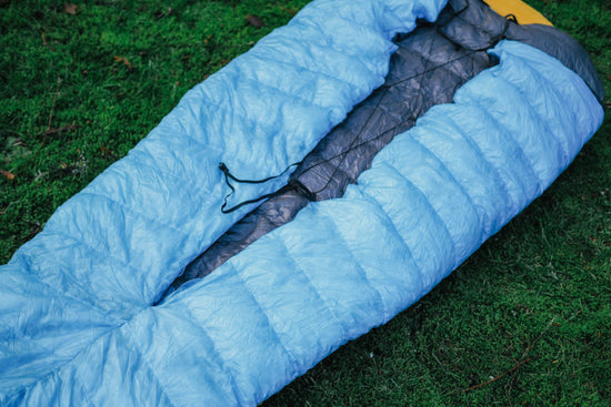 Western Mountaineering AstraLite 三季羽絨被 [ 身体積最小 ] 舒適 3°C 